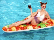 Dmuchany materac plażowy Pizza 188 x 130 cm Bestway 44038