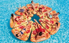 Dmuchany materac plażowy Pizza do pływania 160 x 137 cm INTEX 58752
