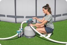 Pompa piaskowa z piaskiem 50kg 11355L Bestway 58486 do basenów